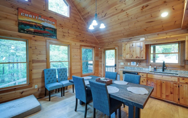 Mountain Haven in the Woods