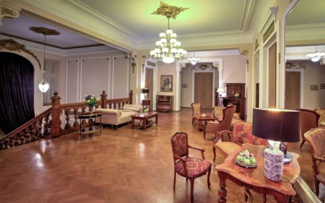 Hotel Grand
