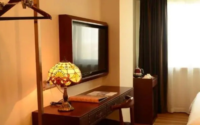 S One Hotel