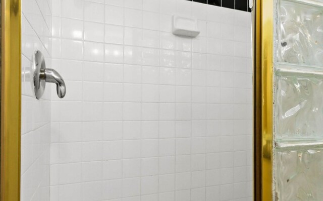 Newport Beach Bungalow