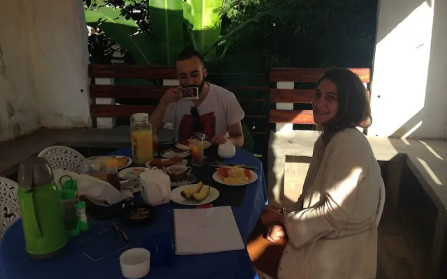 Hostal Cabriales