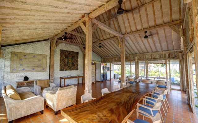 Wide Sands Beach Retreat