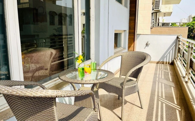 Olive Service Apartment- Medanta Medicity