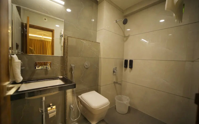 The Sky Imperial Hotel Sugam