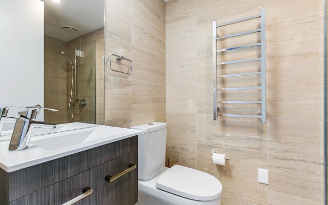 Penthouse with Access to Exclusive Rooftop Terrace