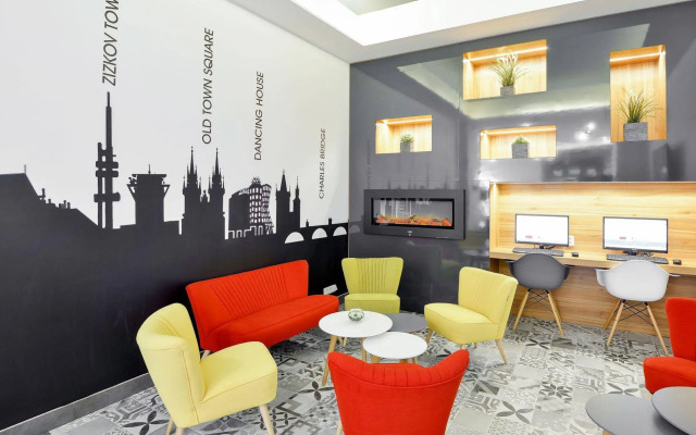 Hotel Garden Court