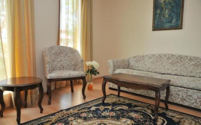 Apart Hotel MIDA