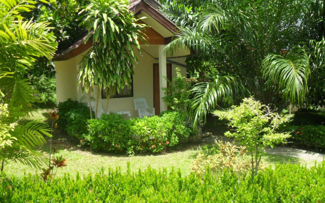 Koh Kwang Resort