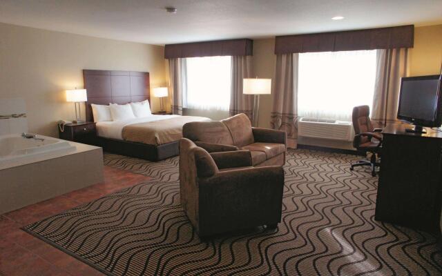 La Quinta Inn & Suites by Wyndham Castle Rock