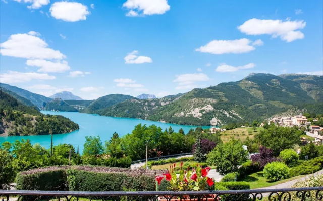 Holiday Home in Saint-julien-du-verdon With Garden