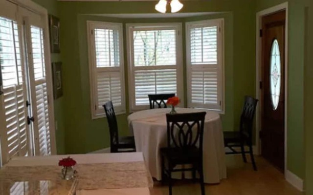 Old Towne Carmel Bed and Breakfast