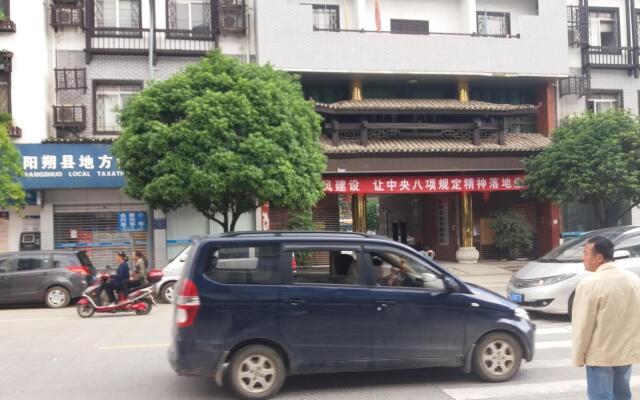 Bai Jia Le Theme Hotel