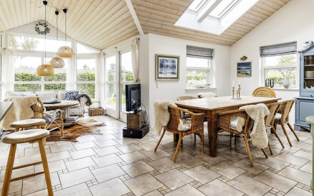 6 Person Holiday Home in Vaeggerlose-by Traum