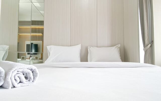 Simple And Cozy Living Studio Transpark Cibubur Apartment