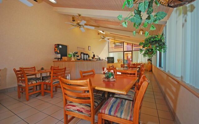 QUALITY INN &amp; SUITES MESA
