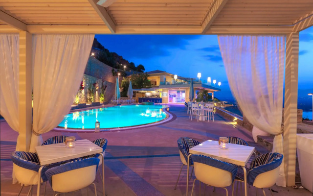 Princess Kyniska Suites