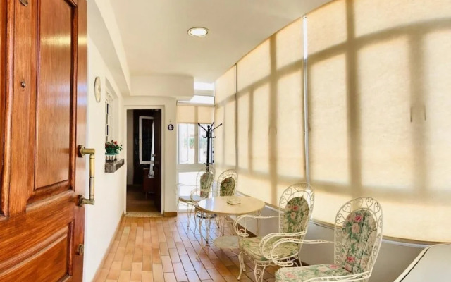 Timeless Apartment in the City Centre