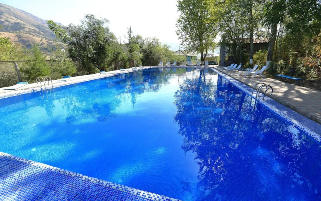 Зона отдыха «Дустлик»