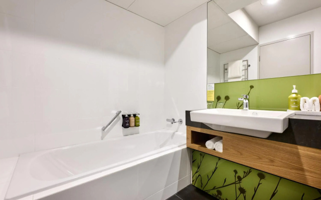 Indigo Berlin - Ku'damm by IHG
