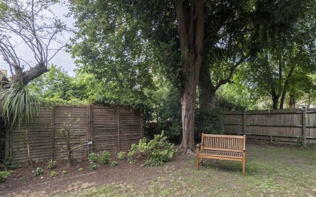 Beautiful Family home in Putney