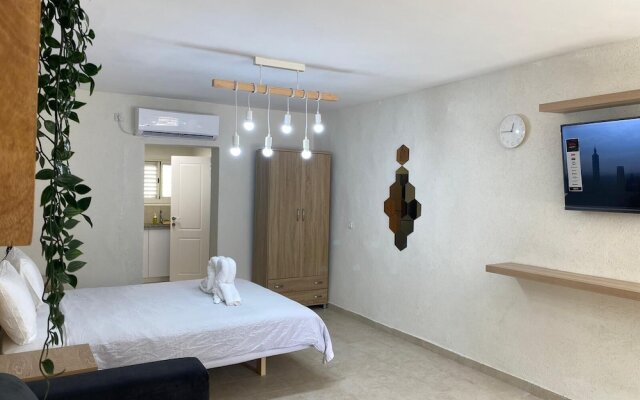 Maya Guest House-GermanColony&BahaiGardn