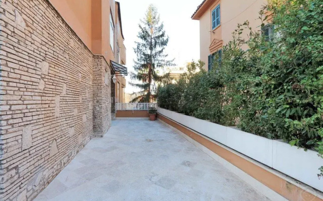 Vatican - WR Apartments