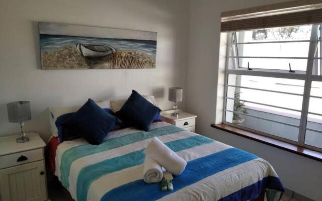 Modern Langebaan Apartment Opposite to the Beach