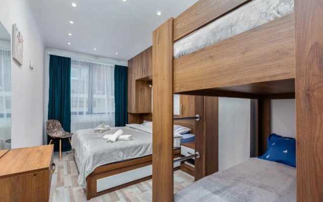 Ground Floor Bright Luxury 1Bedroom Apartment with Free Parking