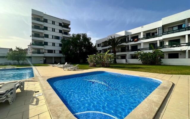 Vilamoura Central 4 With Pool by Homing