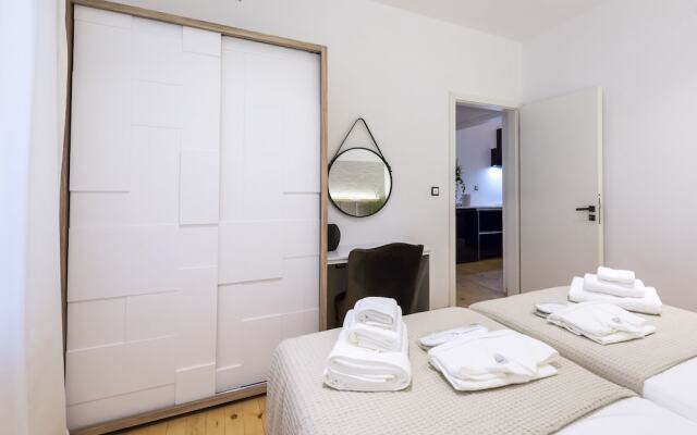 Aigli Seafront Loft-Bespoke Design Gem