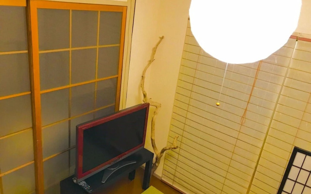 Local Nishijin Apartment