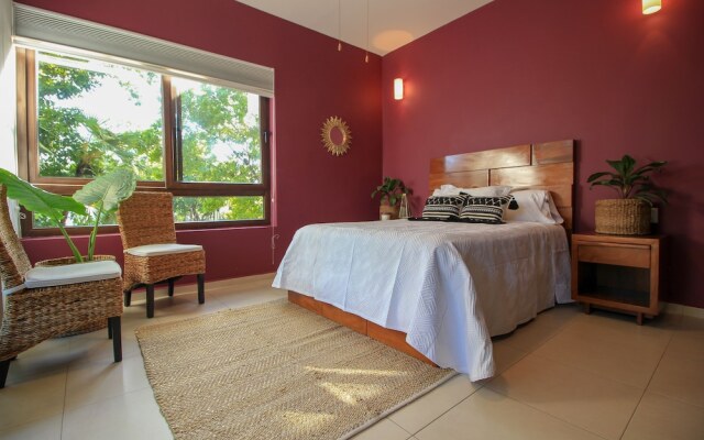Amazing Condo Gym Yoga Pools by Olahola