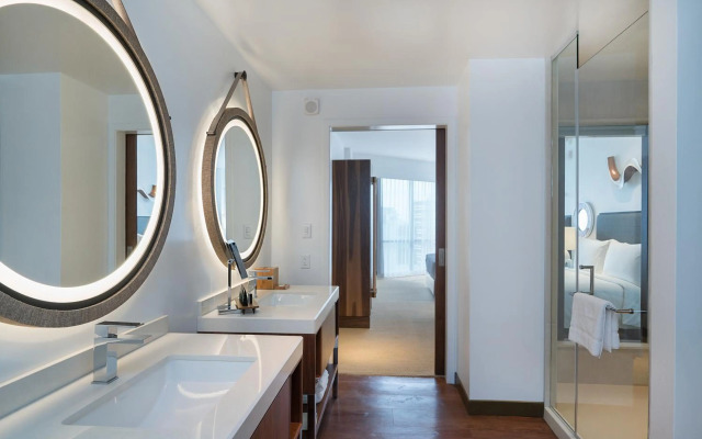 Hyatt Centric Waikiki Beach