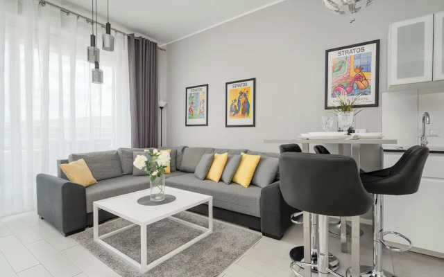 Luxury Apartment by Renters Prestige
