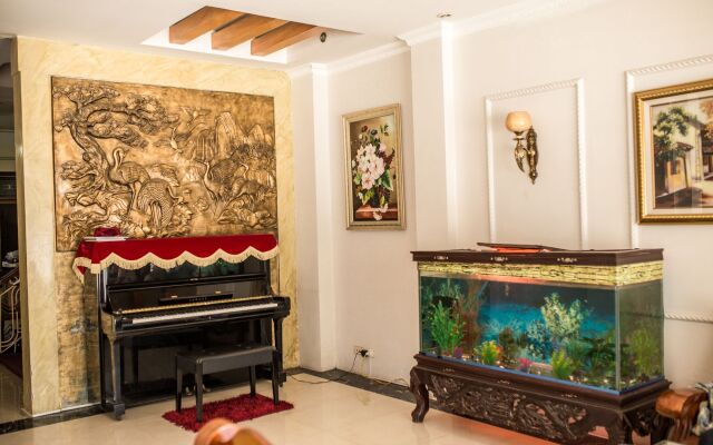 Ruby Hotel