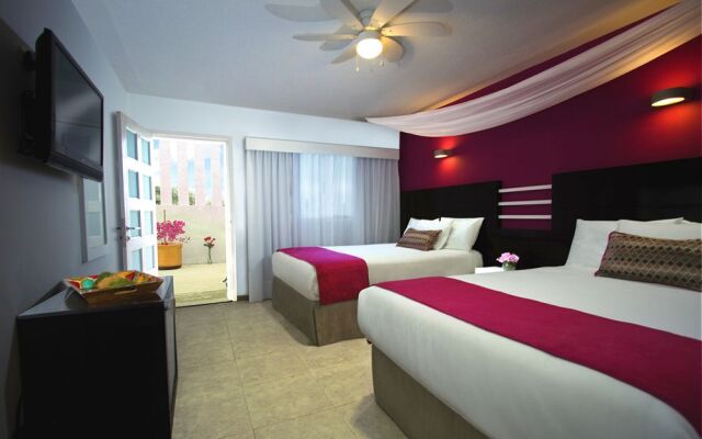 Agua Dorada Beach Hotel by Lidotel