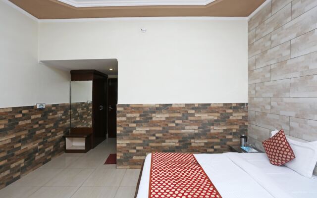 OYO 4319 Hotel Great Periwal