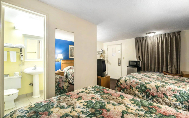 Rodeway Inn & Suites Ithaca South