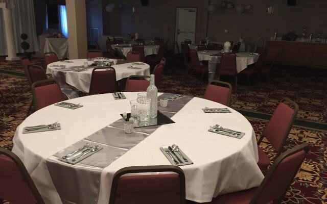 Baymont Inn & Suites Auburn