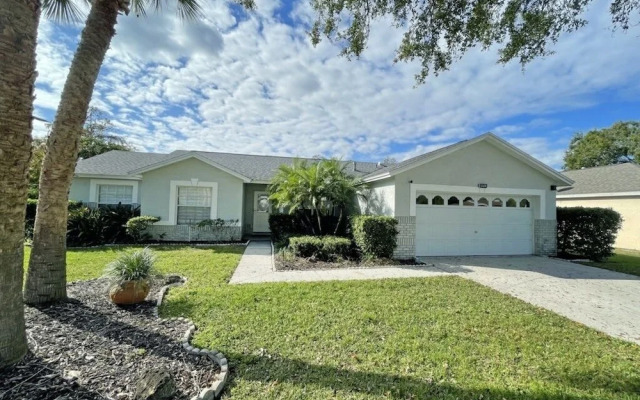 Greatest Grove 4 Bedroom Home by RedAwning