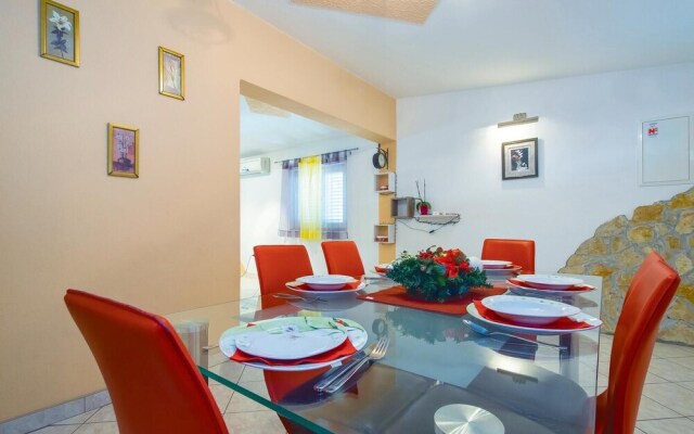 Amazing Home in Omis With Wifi and 2 Bedrooms