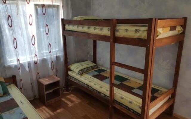 Guest House on Primorskaya 28