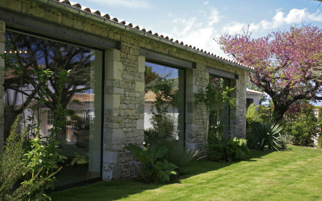 Le Clos Saint-Martin Hôtel & Spa