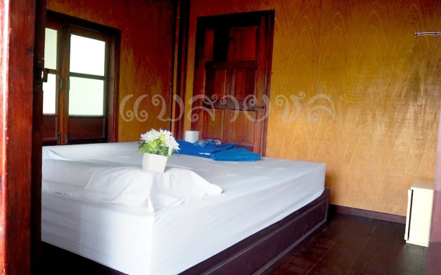 Saichol Floating Resort