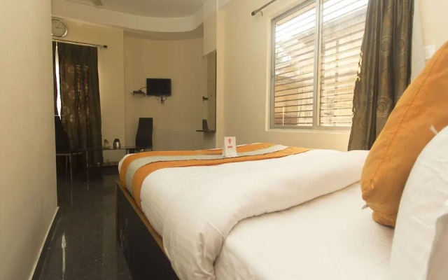 Sky Line Lodge by OYO Rooms
