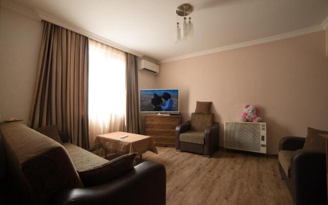 Angisa Apartment