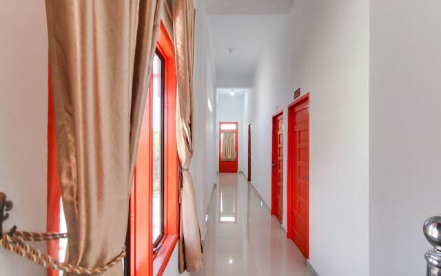 OYO 3844 Shinta Guesthouse