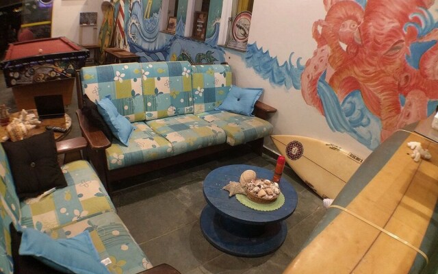 Curvão Surf House - Hostel