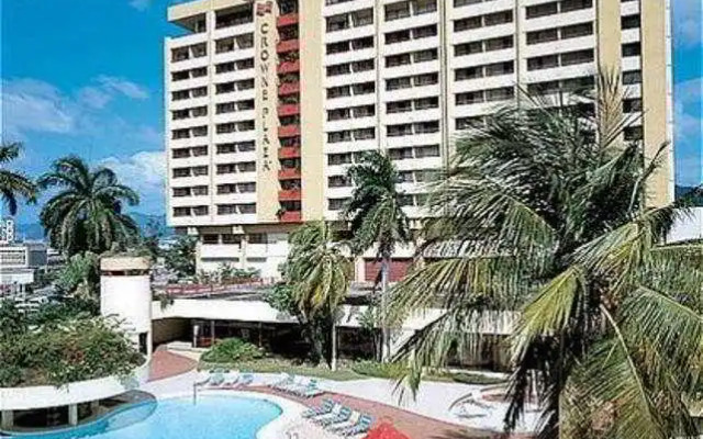 Capital Plaza Hotel