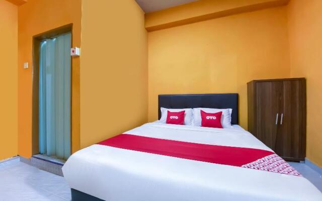 Hotel Coop by OYO Rooms
